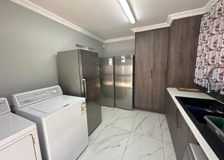 4 Bedroom Property for Sale in Noorsekloof Eastern Cape